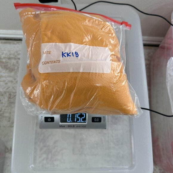 FLAN Sweatshirt Mens Medium Flying Macaroni Galactic Cheese Crewneck Classic - Picture 9 of 9